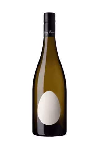 Bottle of UOVO Riesling 2021